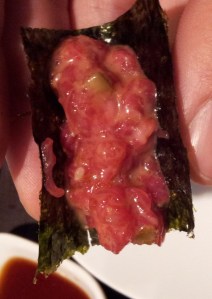 En Can Kenji el steak tartare oriental se come sin palillos