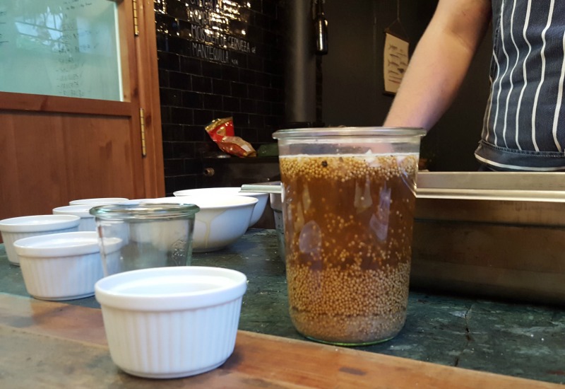 rooftopsmokehouse-xucrut