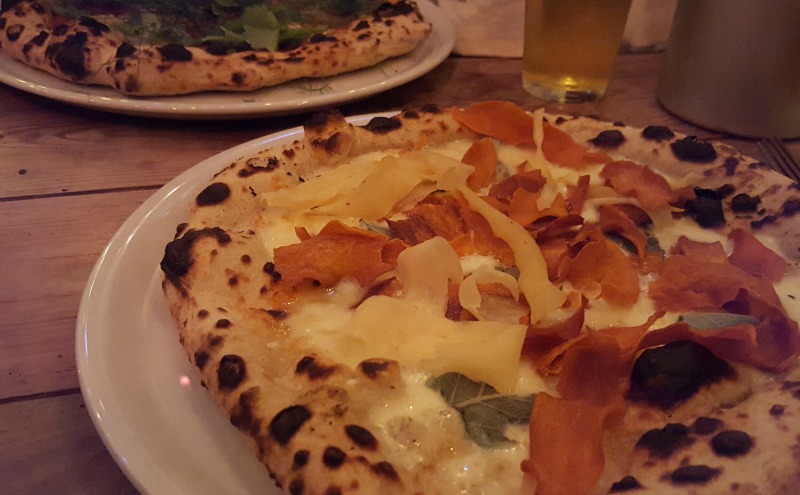 frankiegallochachacha-pizza